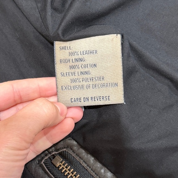 VTG Wilson’s Distressed Leather Biker Jacket Men’s Medium M Brown Moto Classic - Picture 9 of 12